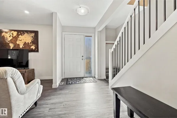 7711-7717 75 ST NW photo 2