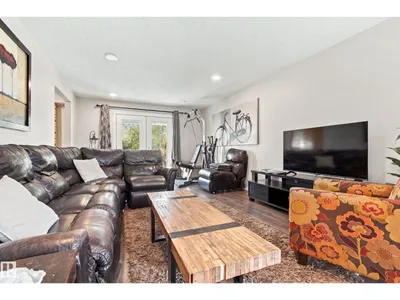 7711-7717 75 ST NW photo 26