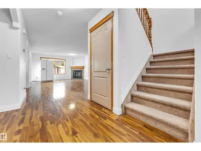 10621 175A AV NW photo 20