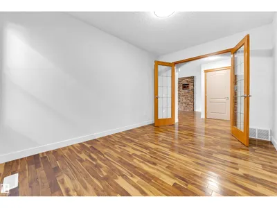 10621 175A AV NW photo 22