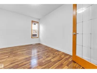 10621 175A AV NW photo 21