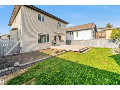 10621 175A AV NW photo 6