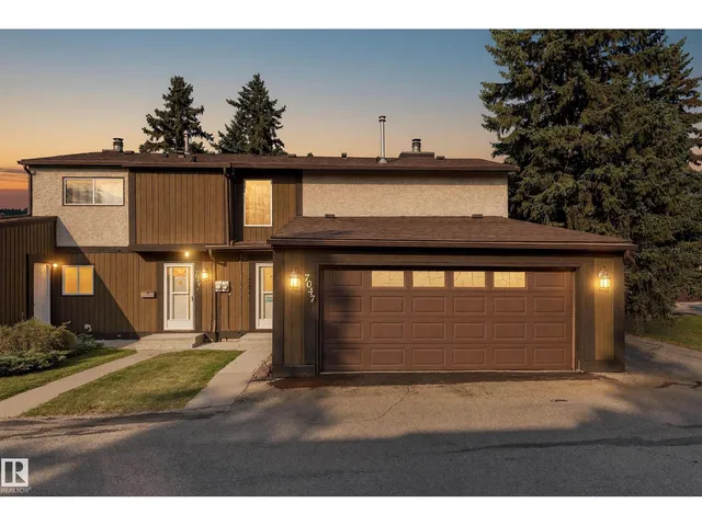 7047 32 AV NW, Edmonton