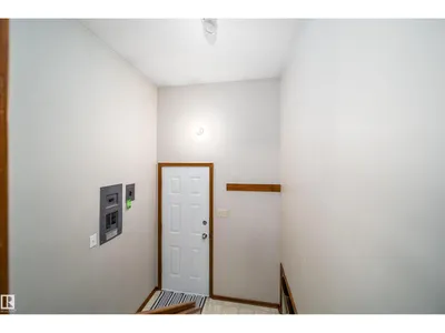12825 102 ST NW photo 28