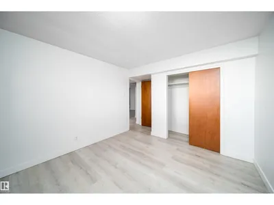 12825 102 ST NW photo 37