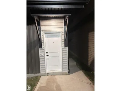 220 28 ST SW photo 56