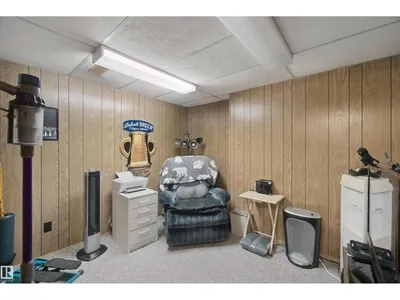 11439 144 AV NW NW photo 31