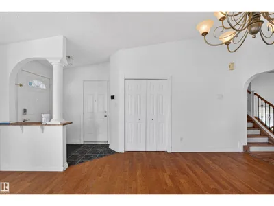 9007 169 AV NW photo 7