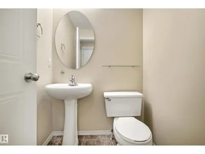 7903 12 AV SW SW photo 18