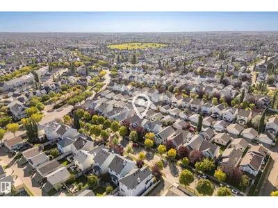 7903 12 AV SW SW photo 33