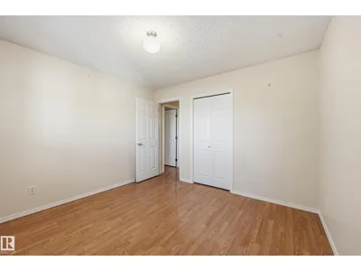 11102 11A AV NW photo 18