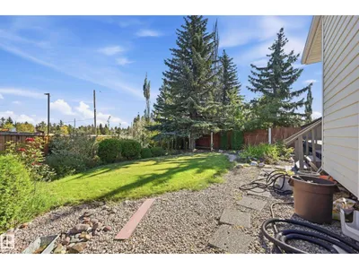 11102 11A AV NW photo 43
