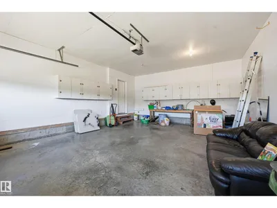11102 11A AV NW photo 46