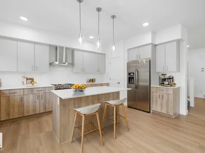 2523 210 ST NW photo 16