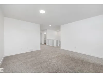 2523 210 ST NW photo 24