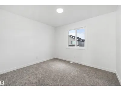 2523 210 ST NW photo 32