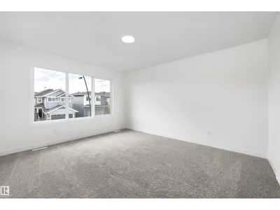 2523 210 ST NW photo 34