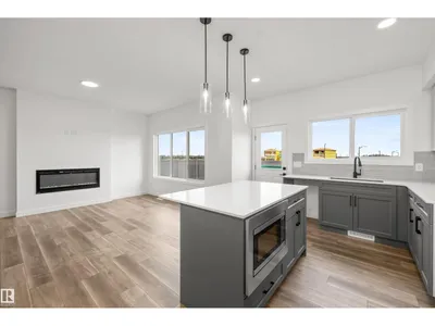 19115 20 AV NW photo 21