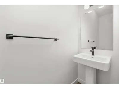 19115 20 AV NW photo 6