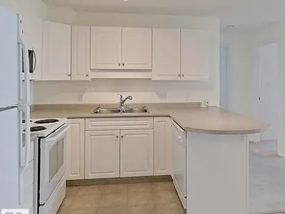 #203 13625 34 ST NW NW photo 15