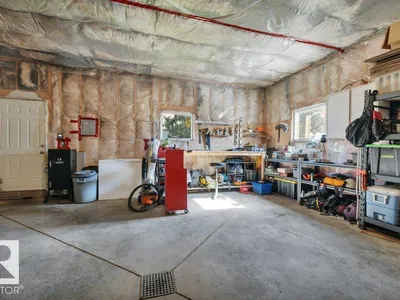 12130 123 ST NW photo 50