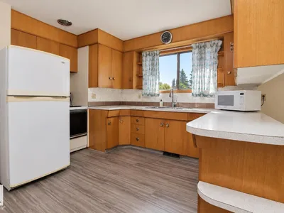 10339 80 street NW photo 17