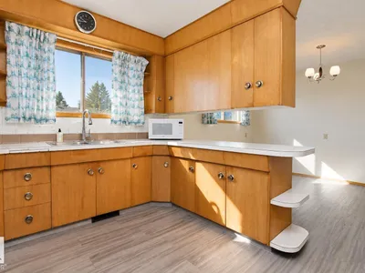 10339 80 street NW photo 19