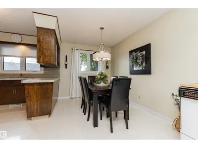 11419 149 AV NW photo 15