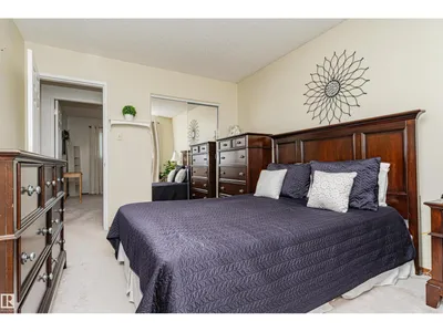 11419 149 AV NW photo 17
