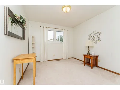 11419 149 AV NW photo 21