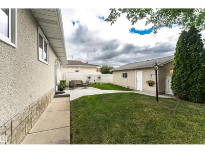 11419 149 AV NW photo 38