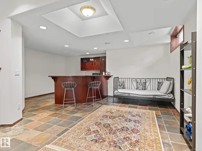 29 OAKDALE PL photo 39