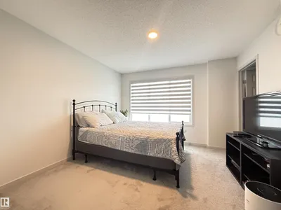 6283 176 AV NW photo 17