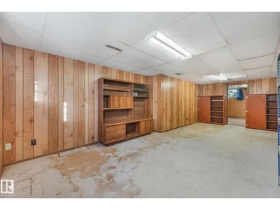 11507 135 ST NW photo 26