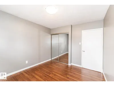 10551 53 AV NW NW photo 15