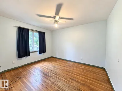 12113 127 ST NW photo 6