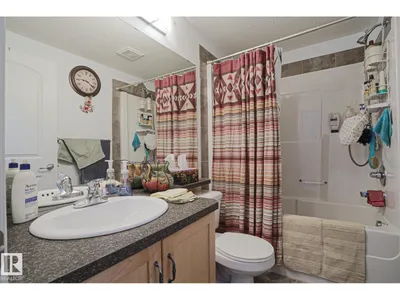 #319 12408 15 AV SW SW photo 32