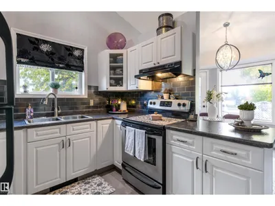 58 HARCOURT CR photo 11