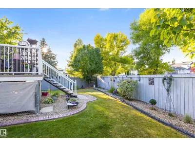 58 HARCOURT CR photo 36