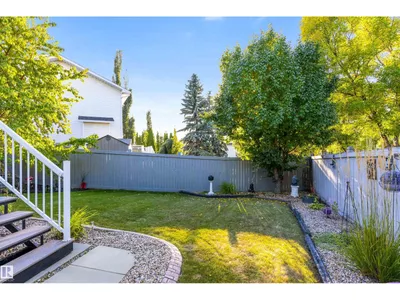 58 HARCOURT CR photo 38