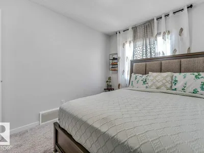 9445 COLAK LN SW photo 30