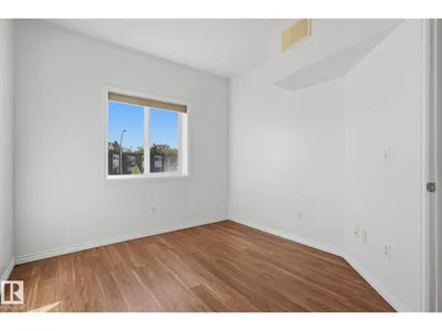 #205 8528 82 AV NW photo 18