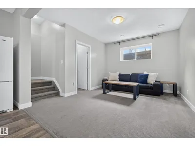 11018 122 ST NW photo 38