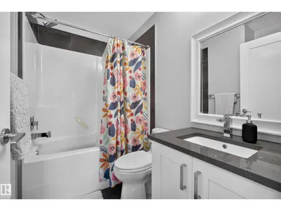 11018 122 ST NW photo 34