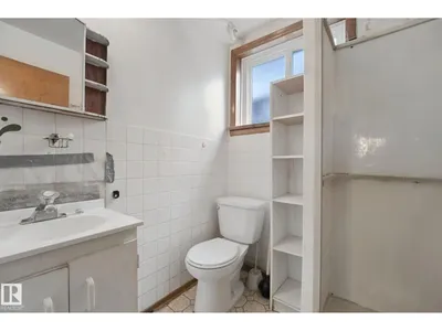 11705 81 ST NW photo 33