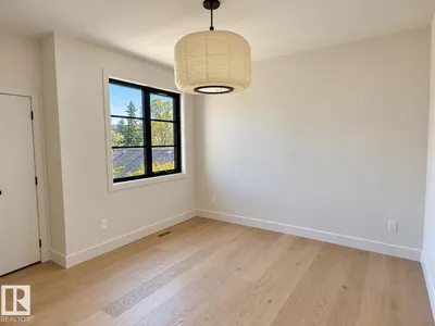 9243 148 ST NW photo 32