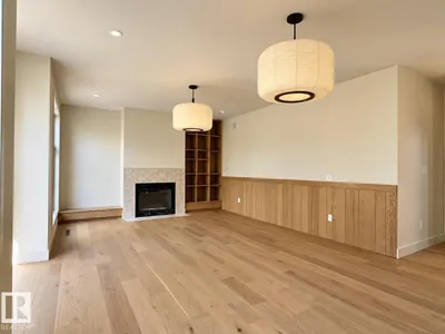 9243 148 ST NW photo 25