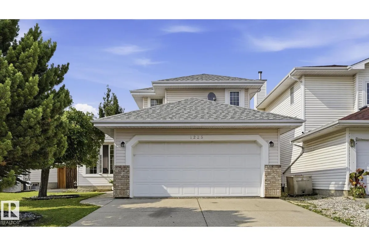 1225 KANE WD NW exterior