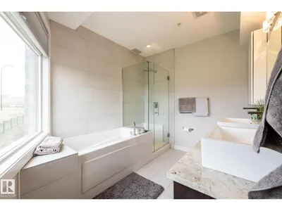 #122 5151 Windermere BV SW photo 11