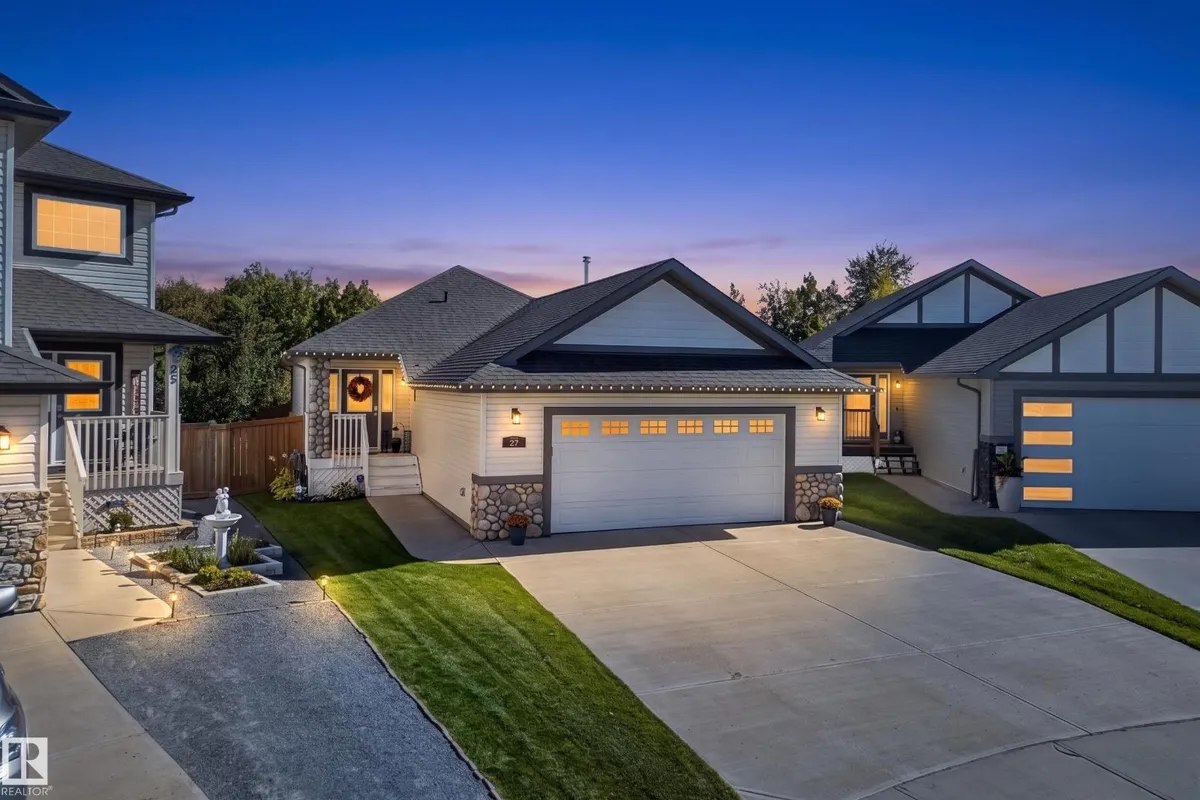 27 SILVERSTONE DR exterior